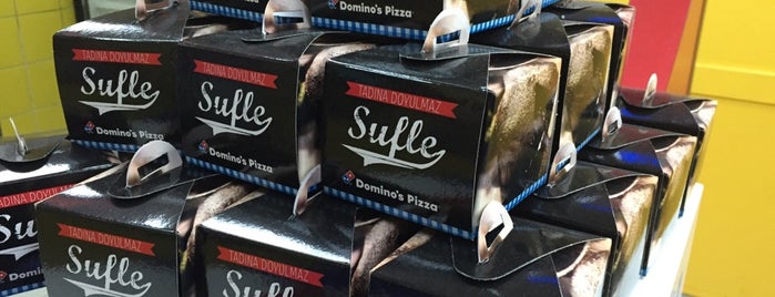 Domino's Pizza Esenler is one of Posti che sono piaciuti a Canbel.