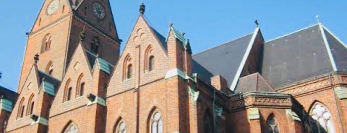 St. Peter's Church is one of Hamburg gezi.