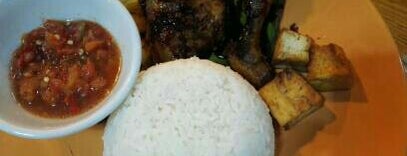 Kopitiam Pak Antar is one of South_East_Asia_Food.