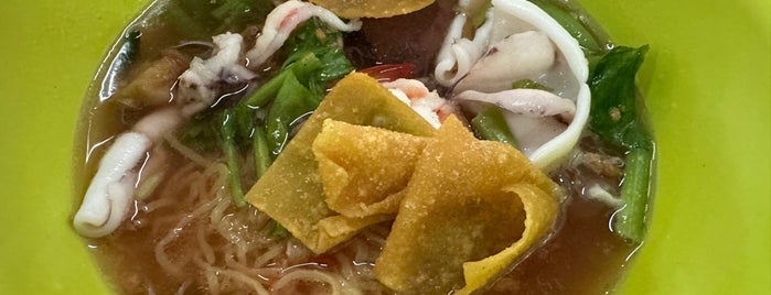 Ta Puy Noodle is one of สุโขทัย: ที่กิน ที่เที่ยว ที่พัก.