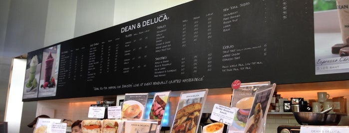 Dean & DeLuca is one of Ichiro's reviewed restaurants.