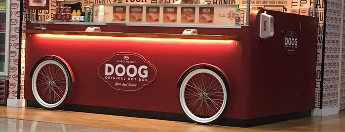 Doog Hot Dog is one of Aeroporto do Galeão.