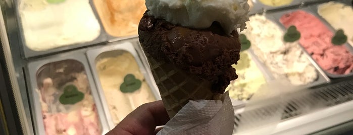 Dolce Vita Gelato Cafe Coconut Grove is one of The 15 Best Places for Mint in Miami.