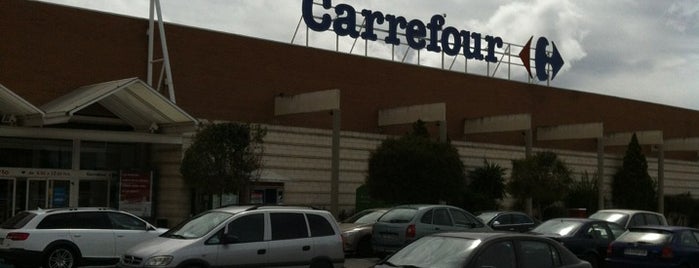 Carrefour is one of Locais curtidos por Tolunay.
