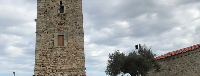 Byzantine Tower of Nea Fokea is one of Nikos'un Beğendiği Mekanlar.