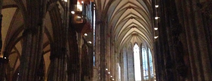 Köln Katedrali is one of Raphael'in Beğendiği Mekanlar.