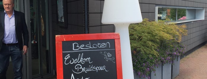 De Brugwachter is one of Top picks for Restaurants.