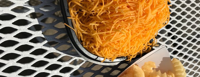 Skyline Chili is one of Posti salvati di Clyde Kelly.
