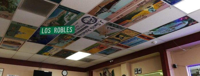 Los Robles Cafe is one of Cali.