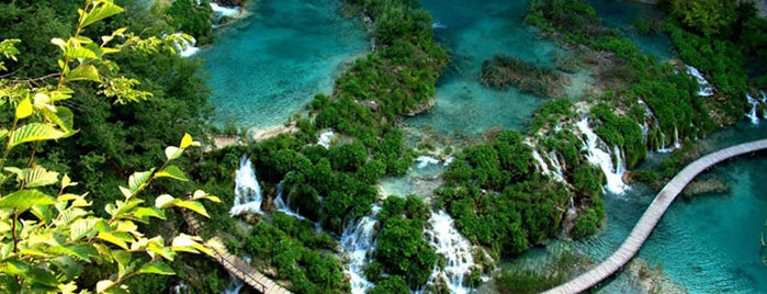 Parque nacional de los Lagos de Plitvice is one of Travel.