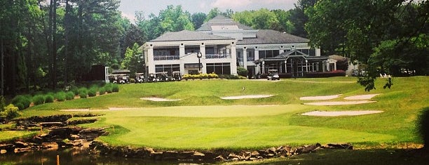 Atlanta National Golf Course is one of สถานที่ที่ Michael ถูกใจ.