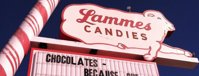Lammes Candies is one of สถานที่ที่บันทึกไว้ของ Kimmie.