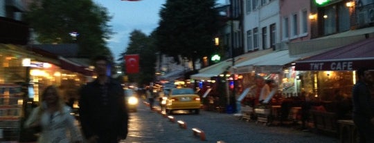 Akbıyık Caddesi is one of Lieux qui ont plu à Bike.