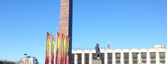 Victory Square is one of Интересные места Московского района.