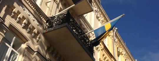 Посольство Швеції is one of Locais salvos de Yaron.