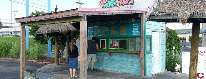 Beach Hut is one of Food.