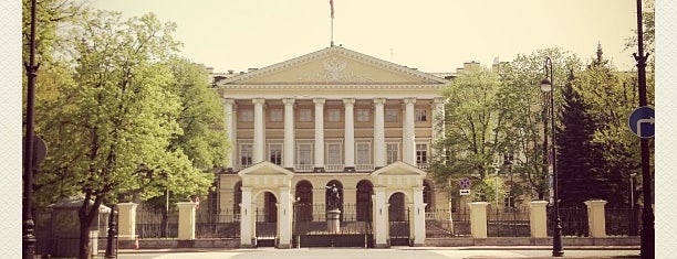 Смольный собор is one of Что посмотреть в Санкт-Петербурге.