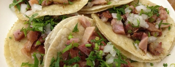 Tacos Providencia is one of Favoritos.