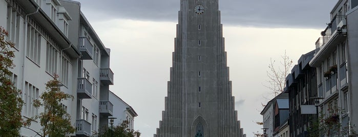 Hallgrímskirkjuturn is one of Reykjavik.