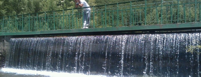 Yotnaghbyur Lake is one of JERMUK.