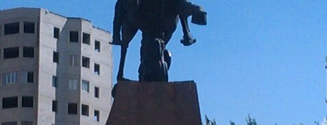 Vardan Mamikonyan Statue is one of Yerevan Monuments, Sculptures.