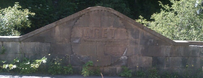 Arev from W. Saroyan is one of JERMUK.