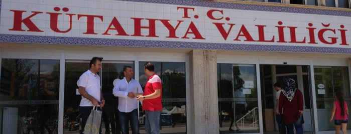 T.C. Kütahya Valiliği is one of สถานที่ที่บันทึกไว้ของ Yasemin Arzu.
