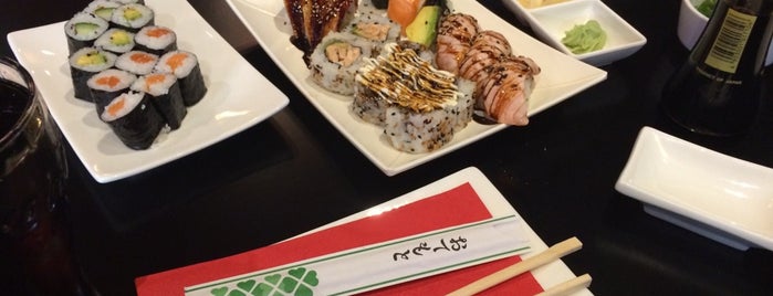 Yumini Sushi & Grill is one of Constantin's Saved Places.