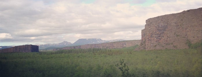 Ásbyrgi is one of Iceland.