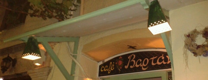 Βαρταν Cafe is one of Nikolas's Saved Places.
