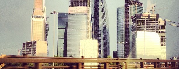Третье транспортное кольцо (ТТК) is one of Шоссе, проспекты, площади и набережные Москвы.