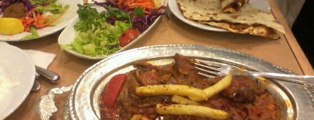 Gülümoğlu Kebap is one of mirzaさんのお気に入りスポット.