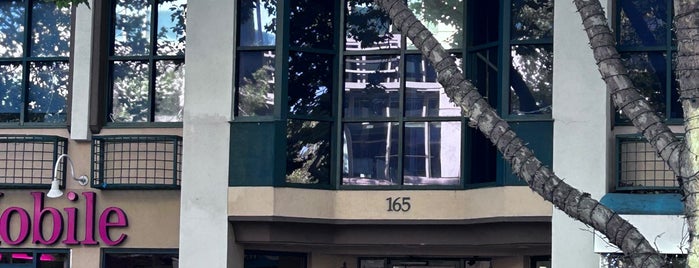 165 University Ave is one of Palo Alto.