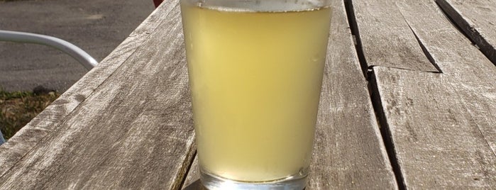 Black Mountain Cider + Mead is one of Locais curtidos por Todd.