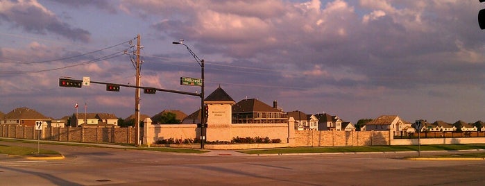 Hillcrest Rd & Rolater Rd is one of On the road- FRISCO.