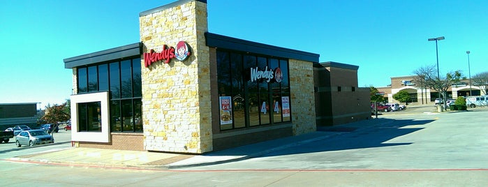 Wendy’s is one of Lieux qui ont plu à Colin.