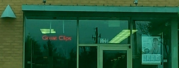 Great Clips is one of Locais curtidos por Justin.