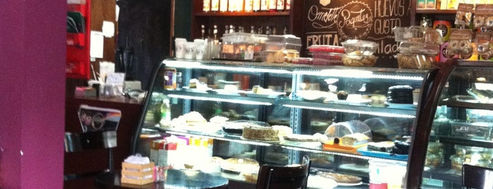 Cafe Del Sur is one of Tempat yang Disukai Liliana.