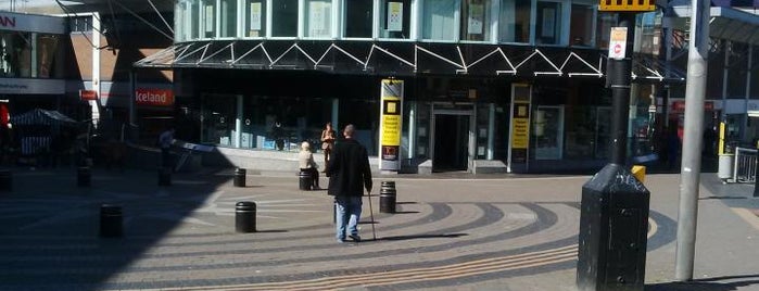 Queen Square Travel Centre is one of liverpool.