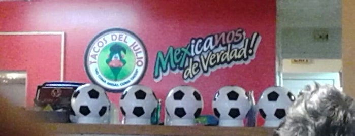 Tacos De Julio is one of Locais salvos de Camila.