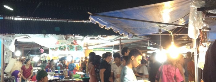 Chaofa Variety Weekend Markets is one of My SU.