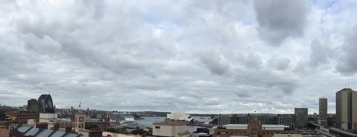 Sydney Harbour YHA is one of Posti che sono piaciuti a Albrecht.