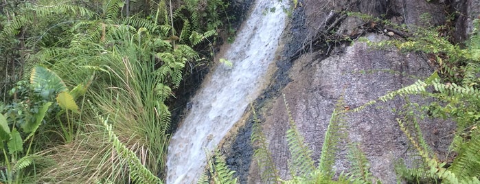 Sivatara Waterfall is one of Posti che sono piaciuti a 💥Marinita.