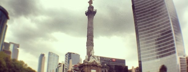 Monumento a la Independencia is one of Monumentos!.