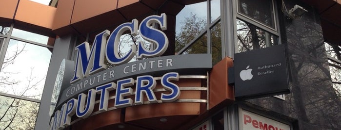 MCS Computer Center is one of Lugares favoritos de Paul.