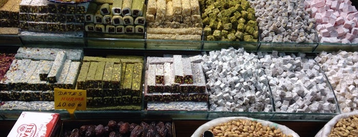 Bazar Egiziano is one of Список Хипстерахмет-Хипстеракиса.
