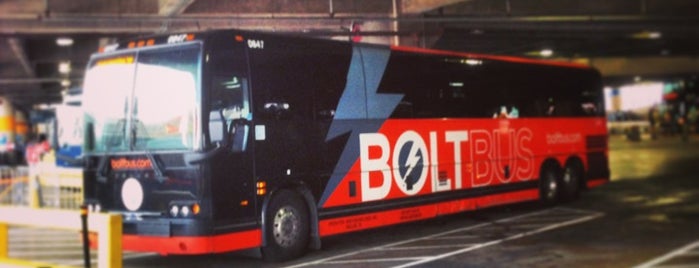 Bolt Bus Line is one of Tempat yang Disukai Paul Travis.