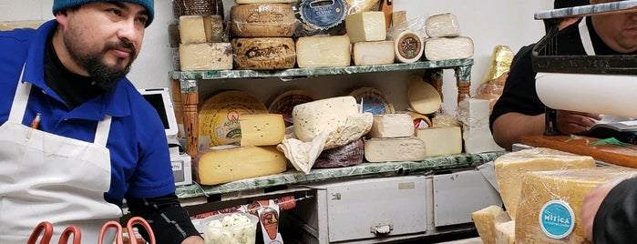 Calandra's Cheese is one of Arthur Ave faves.