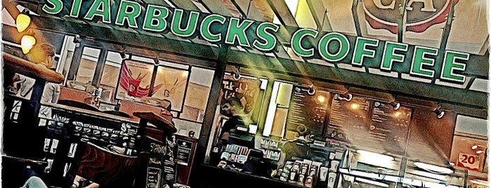 Starbucks is one of Lugares favoritos de LL.