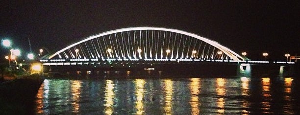 Apollo Bridge is one of Lutzka’s Liked Places.